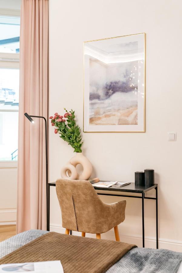 Dandelion Apartment - Loftaffair Krasków Εξωτερικό φωτογραφία